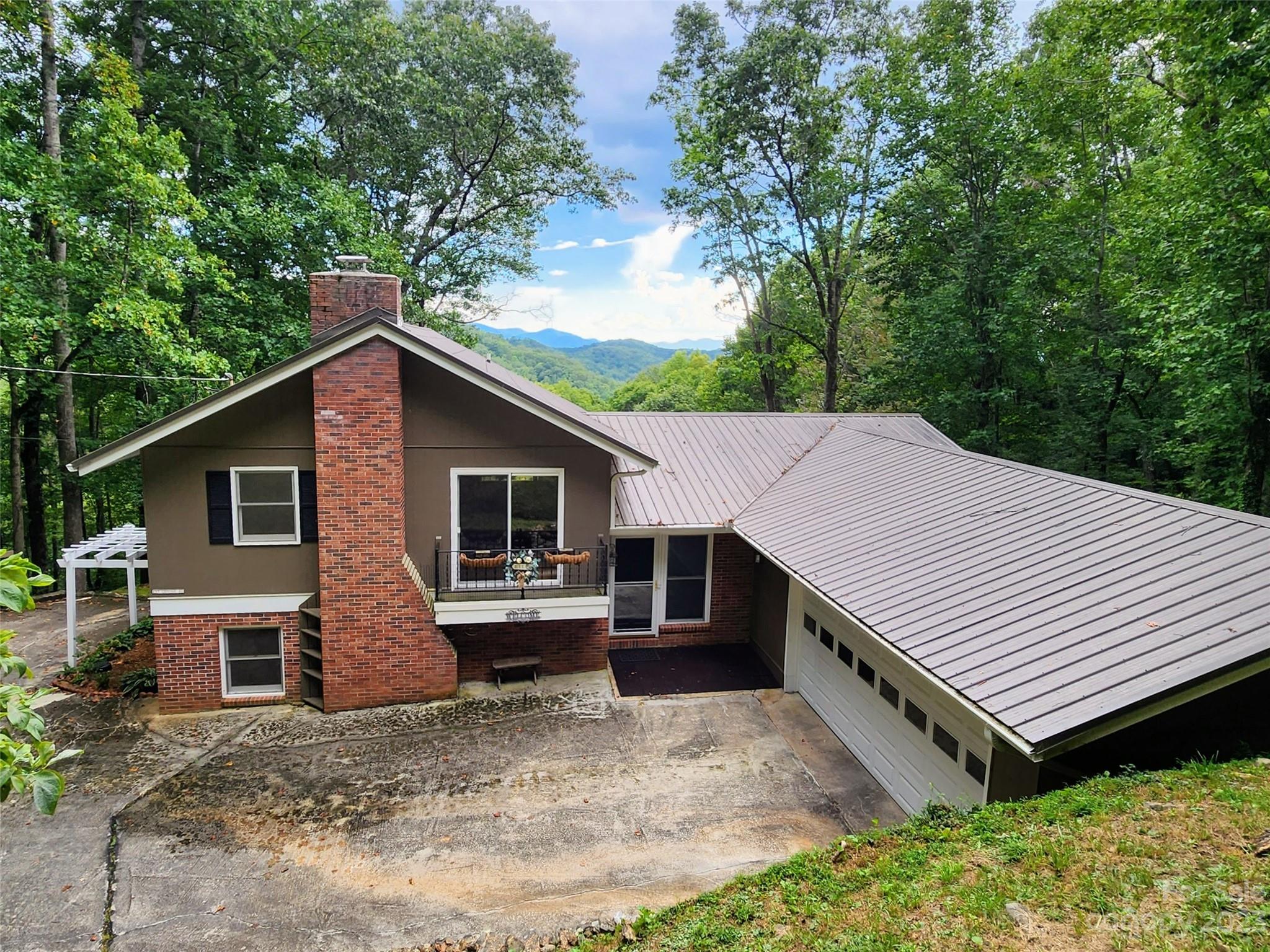 437 Grouse Road Franklin, NC 28734 - Photo 1 of 2 Gallery Image 1