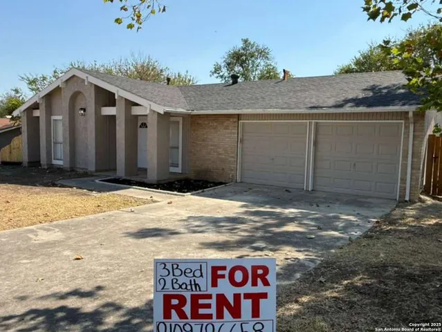 $2,000 | 10310 Little Sugar Creek, Converse, TX 78109