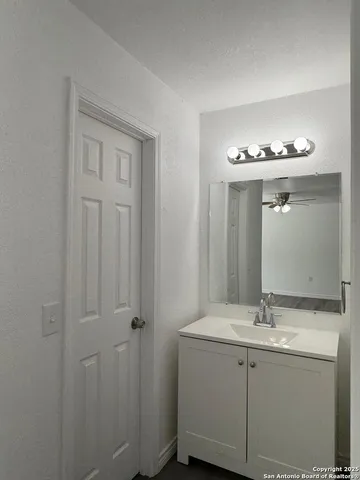 $2,000 | 10310 Little Sugar Creek, Converse, TX 78109