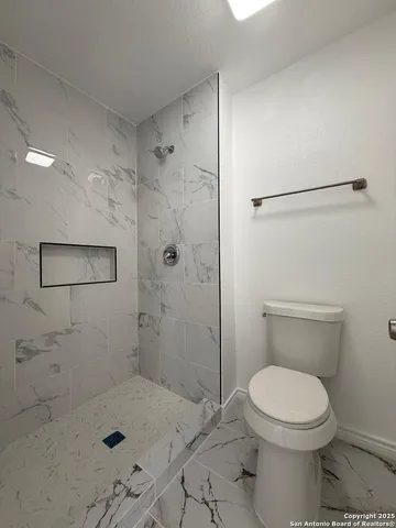 $2,000 | 10310 Little Sugar Creek, Converse, TX 78109