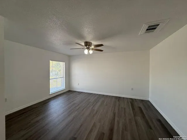 $2,000 | 10310 Little Sugar Creek, Converse, TX 78109