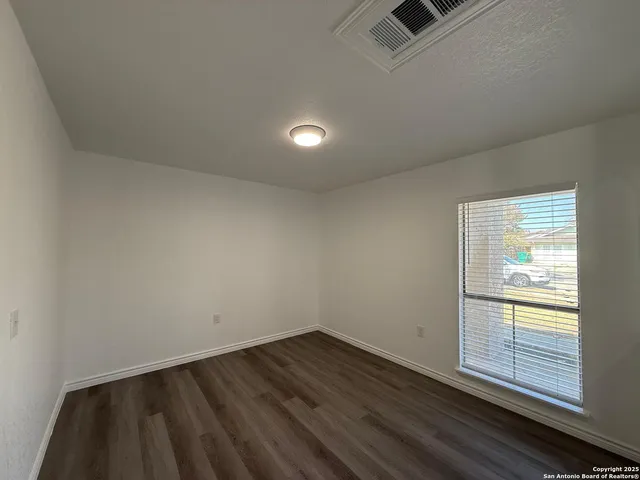 $2,000 | 10310 Little Sugar Creek, Converse, TX 78109