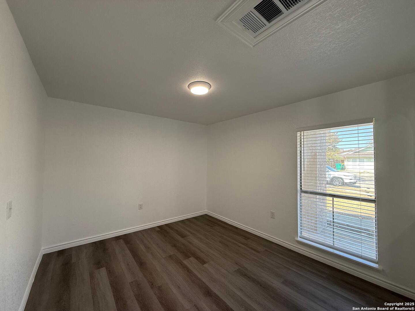 10310 Little Sugar Creek Converse, TX 78109 - Photo 10 of 21