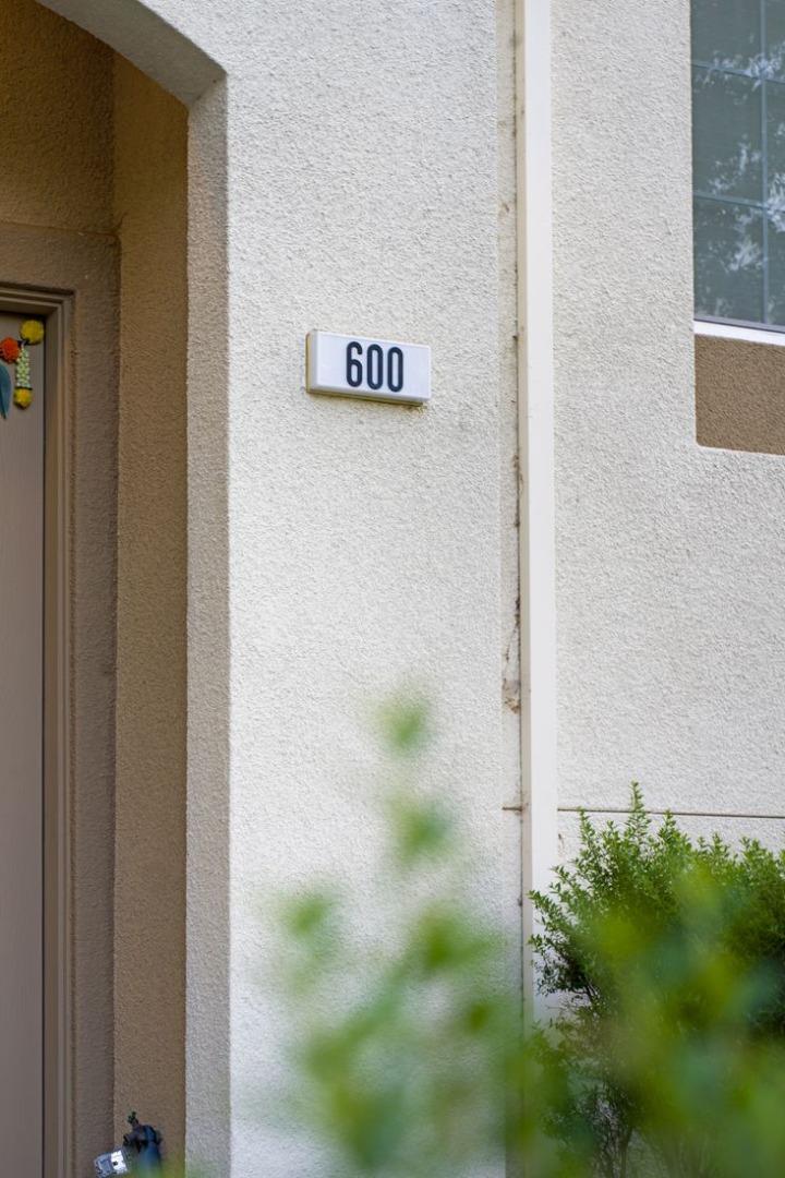 600 Mente Linda Loop Milpitas, CA 95035 - Photo 4 of 29