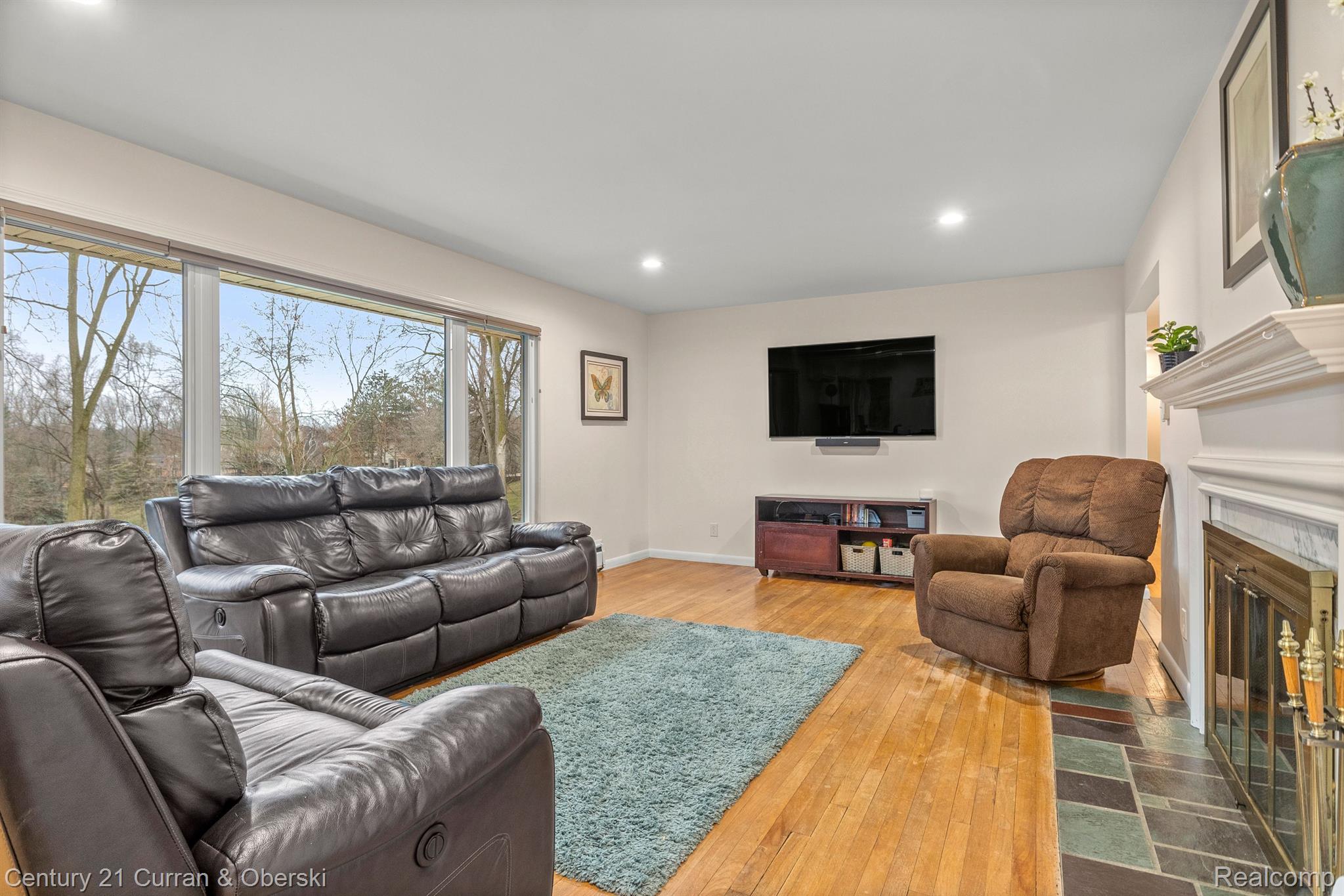 35765 Springvale Street Farmington, MI 48331 - Photo 14 of 53 Gallery Image 14