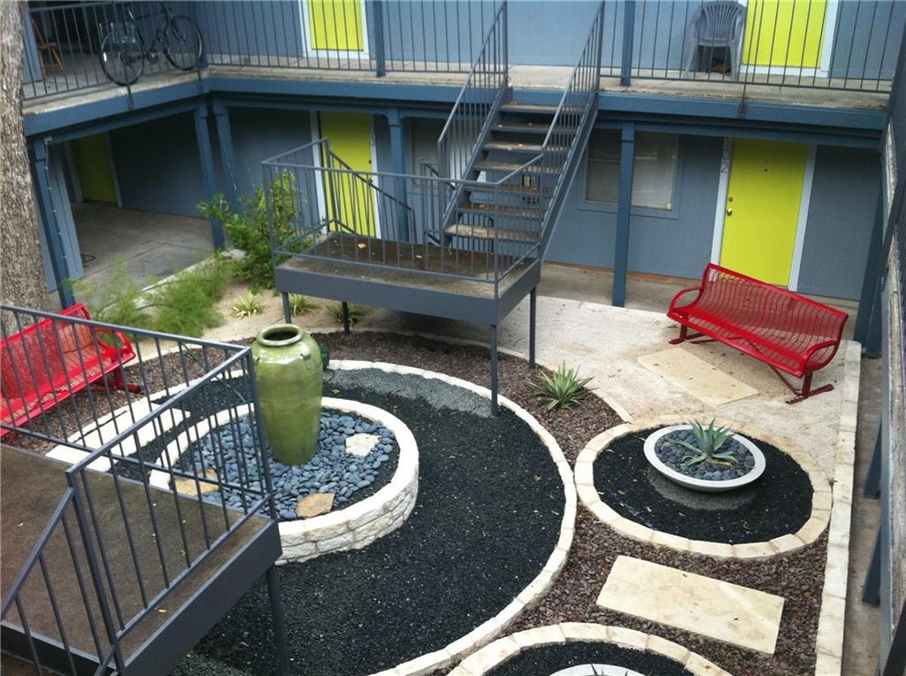 4209 Avenue B, Unit 203 Austin, TX 78751 - Photo 2 of 6 a view of a table and chairs in the balcony