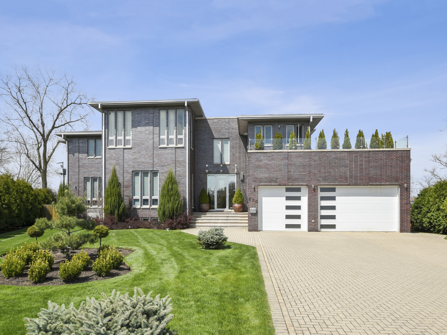 220 Linden Road Northbrook, IL 60062 - Photo 1 of 35