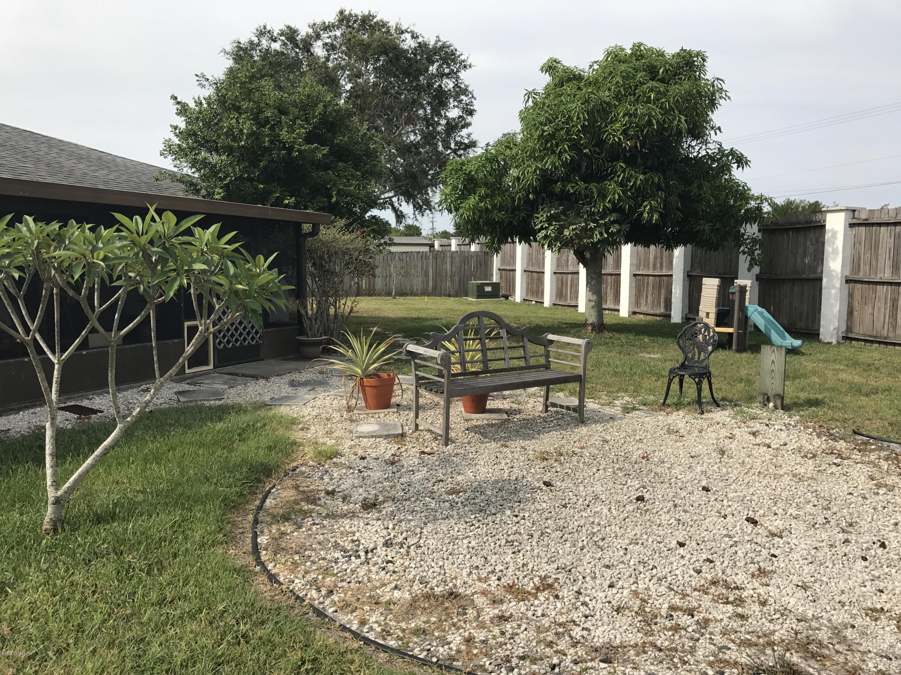 2448 Golfwood Road Melbourne, FL 32935 - Photo 13 of 16 IMG_1409