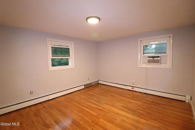 $2,900 | 8 Sweet Brier Drive, Ballston Lake, NY 12019