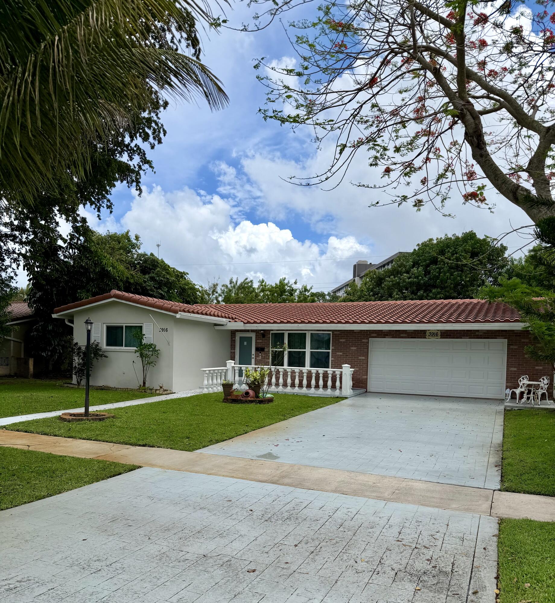 3916 Adams Street Hollywood, FL 33021 - Photo 1 of 38 IMG_9083