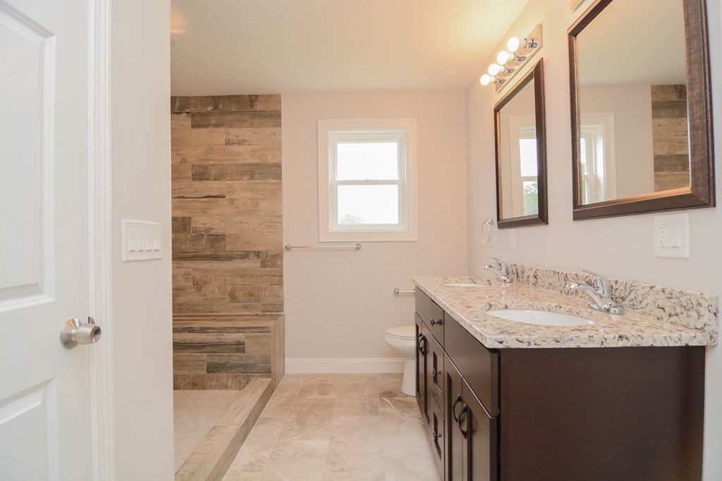 603 R South Street Shrewsbury, MA 01545 - Photo 15 of 28