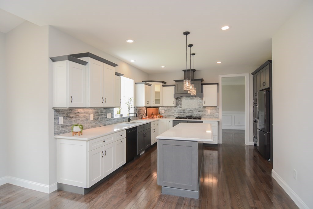 603 R South Street Shrewsbury, MA 01545 - Photo 7 of 28