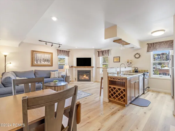 $795,000 | 424 Park Avenue, Unit D, Park City, UT 84060