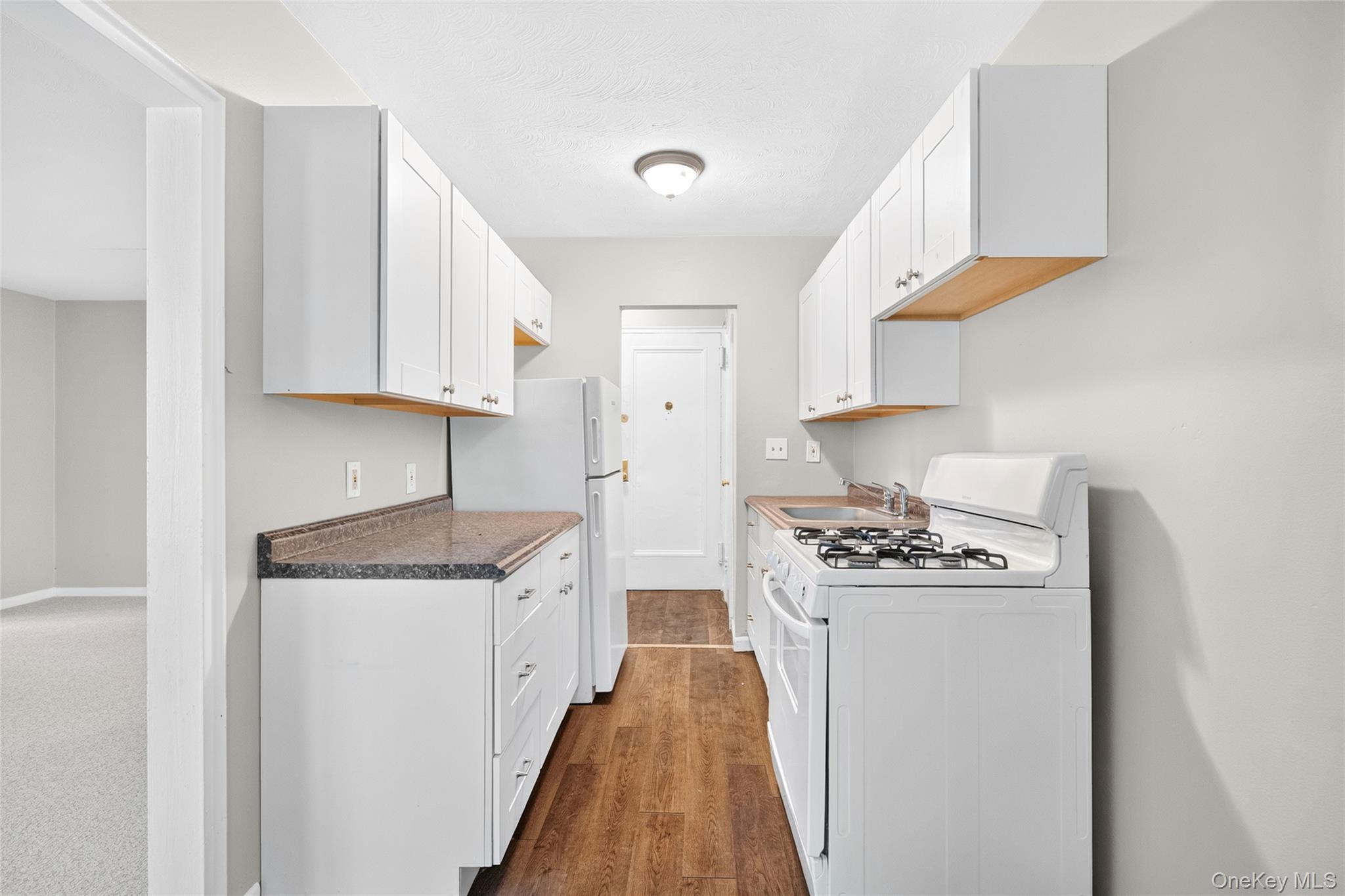 205 West Post Road, Unit 1N White Plains, NY 10606 - Photo 17 of 37