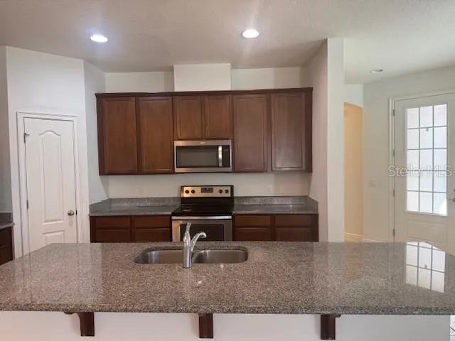 $2,890 | 12337 Via Derna Place, Windermere, FL 34786