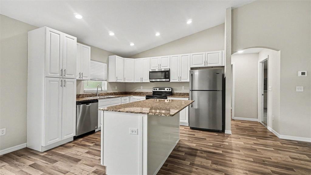 5360 Southwest 164th Street Road Ocala, FL 34473 - Photo 7 of 17 Gallery Image 7