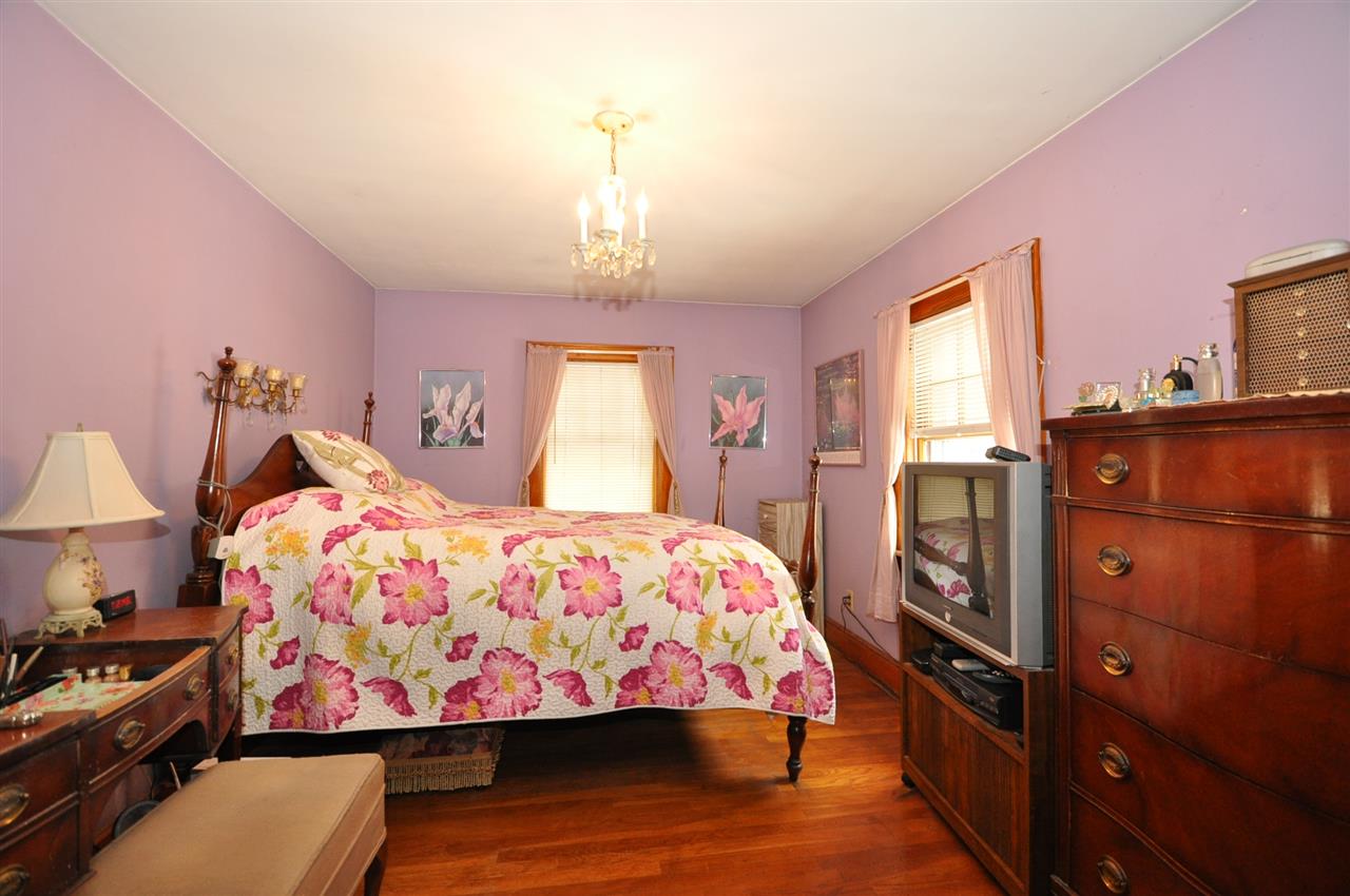 123 Mammoth Road Manchester, NH 03109 - Photo 8 of 12 Gallery Image 8