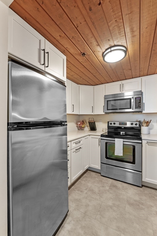 50 Rantoul Street, Unit 509 Beverly, MA 01915 - Photo 15 of 39