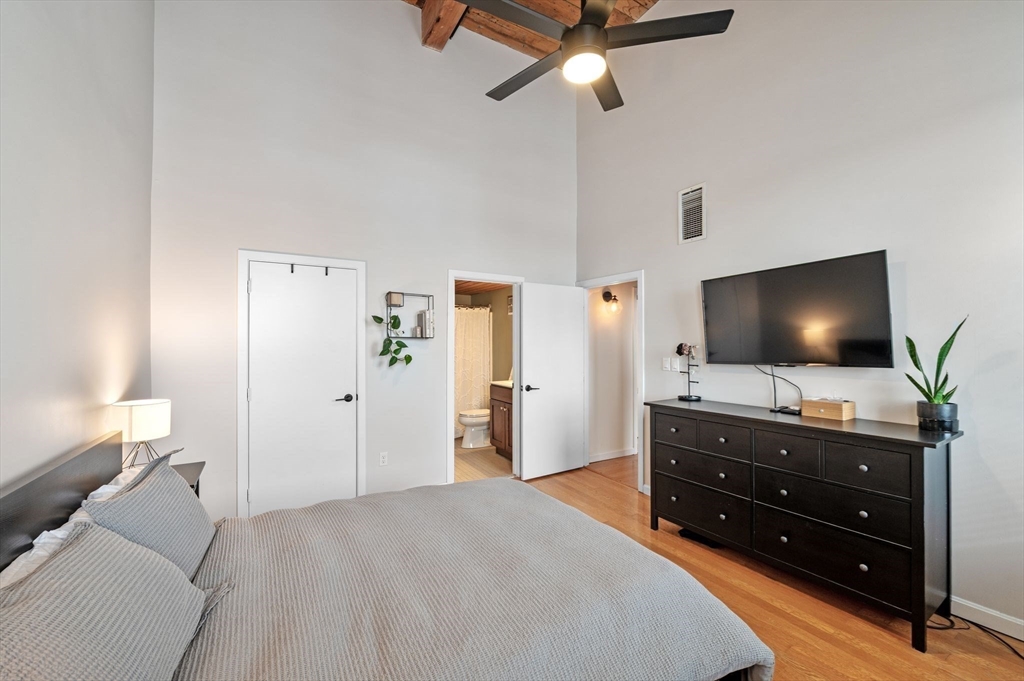 50 Rantoul Street, Unit 509 Beverly, MA 01915 - Photo 24 of 39