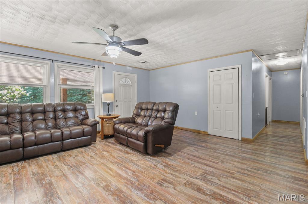 9175 Jones Creek Road Dittmer, MO 63023 - Photo 5 of 46