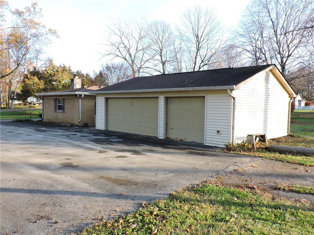 7746 Pershing Road Indianapolis, IN 46268 - Photo 3 of 35 Gallery Image 3