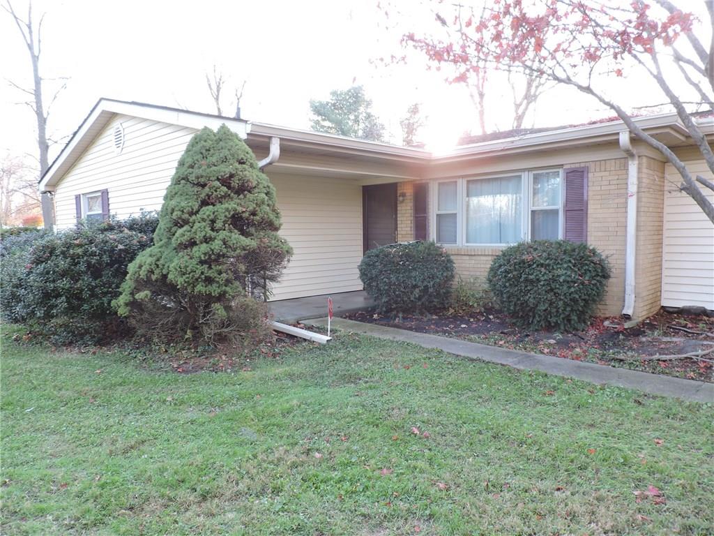 7746 Pershing Road Indianapolis, IN 46268 - Photo 4 of 35 Gallery Image 4