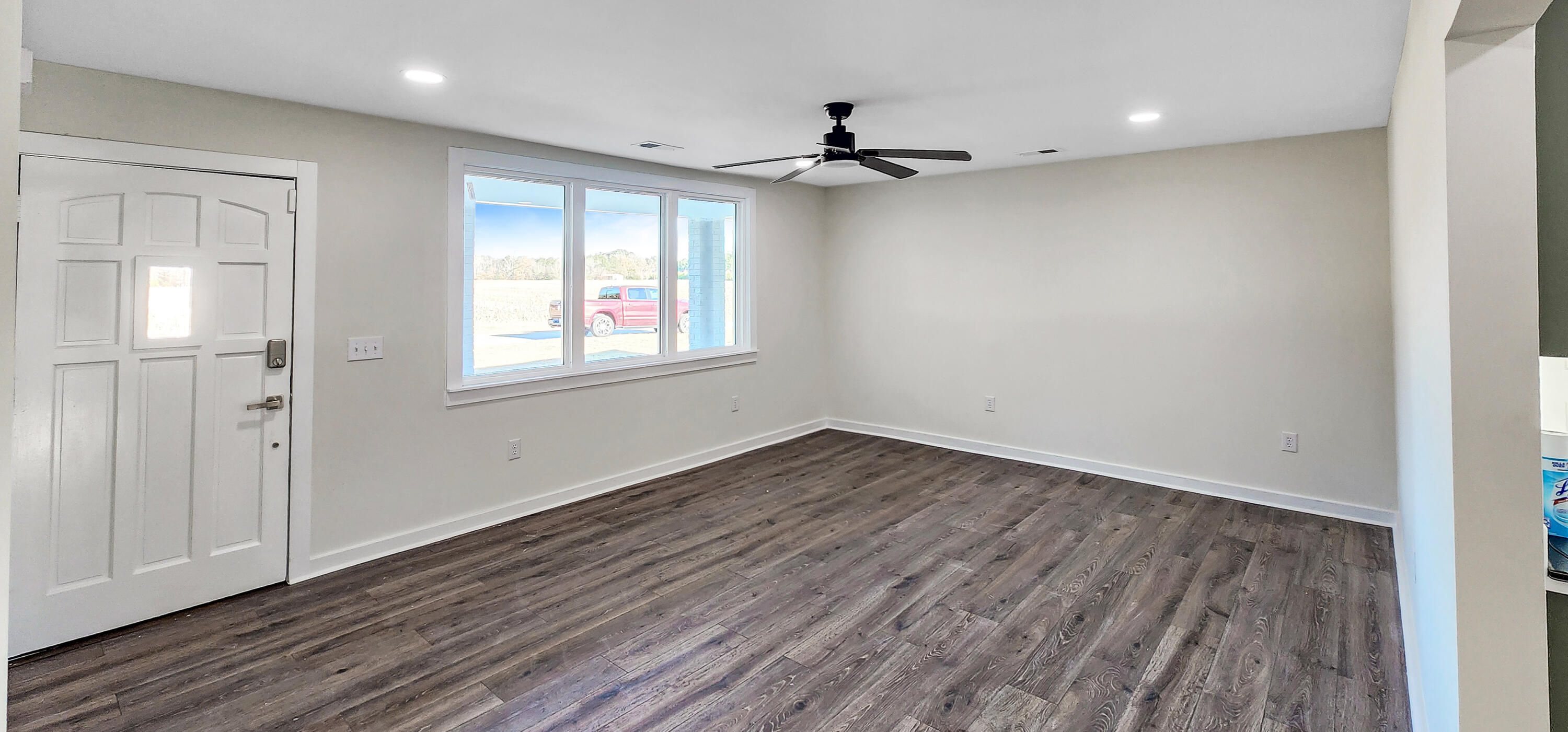 1142 Pearson Road Manning, SC 29102 - Photo 5 of 38