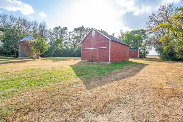 $379,000 | 43637 Highway 15, Truman, MN 56088