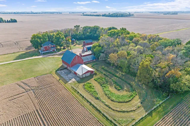 $379,000 | 43637 Highway 15, Truman, MN 56088