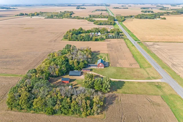$379,000 | 43637 Highway 15, Truman, MN 56088