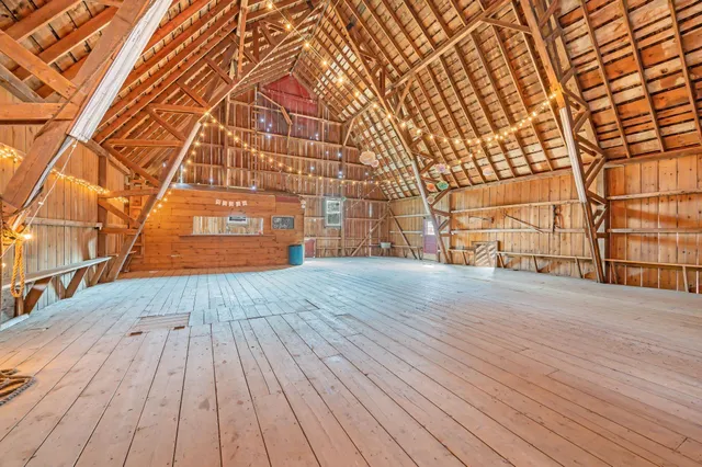 $379,000 | 43637 Highway 15, Truman, MN 56088