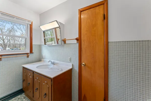 $275,000 | 215 Jefferson Street, Battle Ground, IN 47920