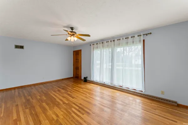 $275,000 | 215 Jefferson Street, Battle Ground, IN 47920