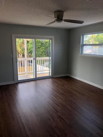 $4,805 | 240 Hopkins Street, Neptune Beach, FL 32266