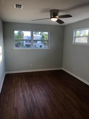 $4,805 | 240 Hopkins Street, Neptune Beach, FL 32266