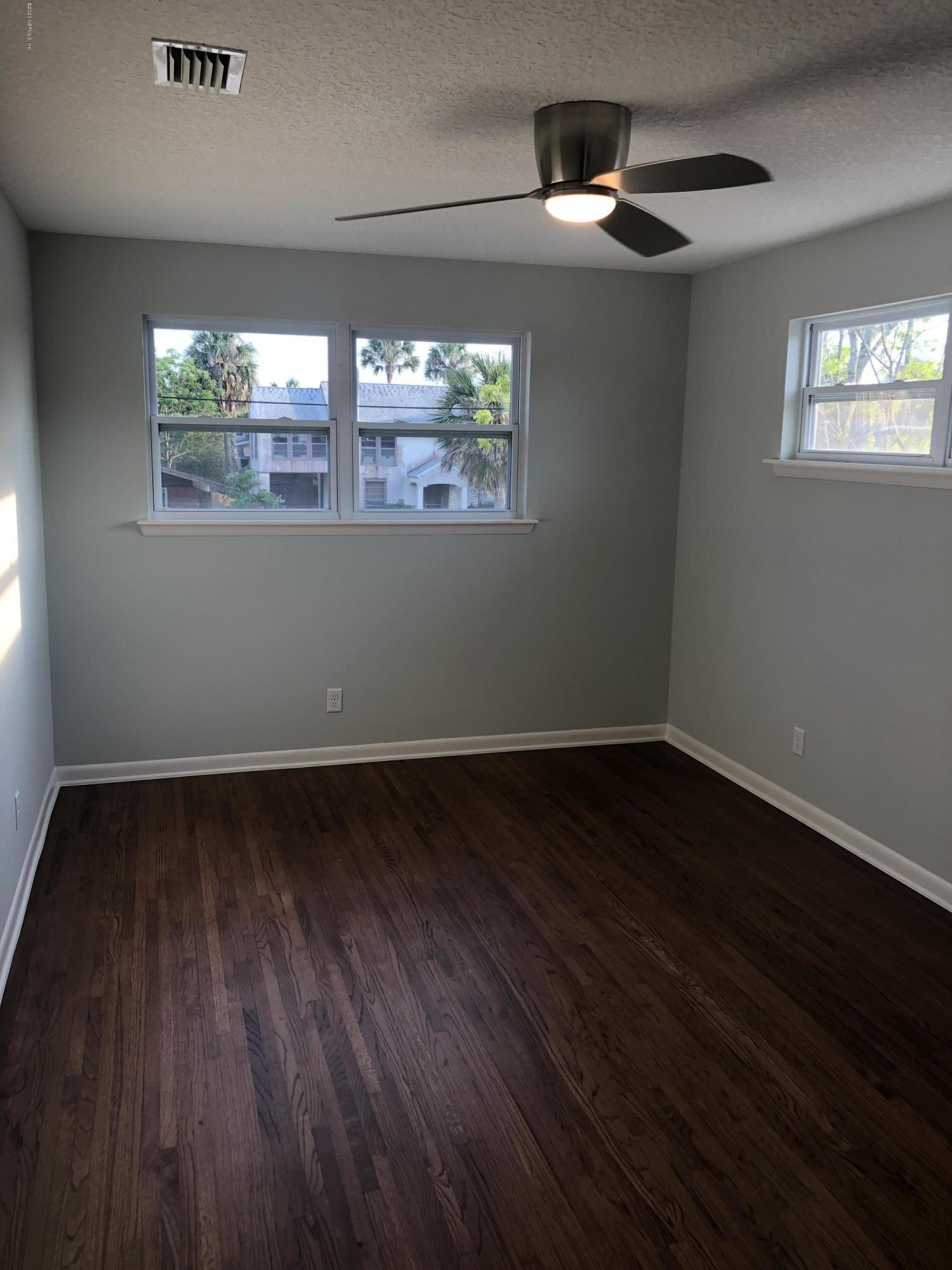 240 Hopkins Street Neptune Beach, FL 32266 - Photo 19 of 26 IMG_2509