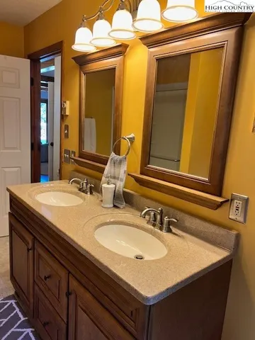 $629,000 | 567 Daniel Daughters Drive, West Jefferson, NC 28694