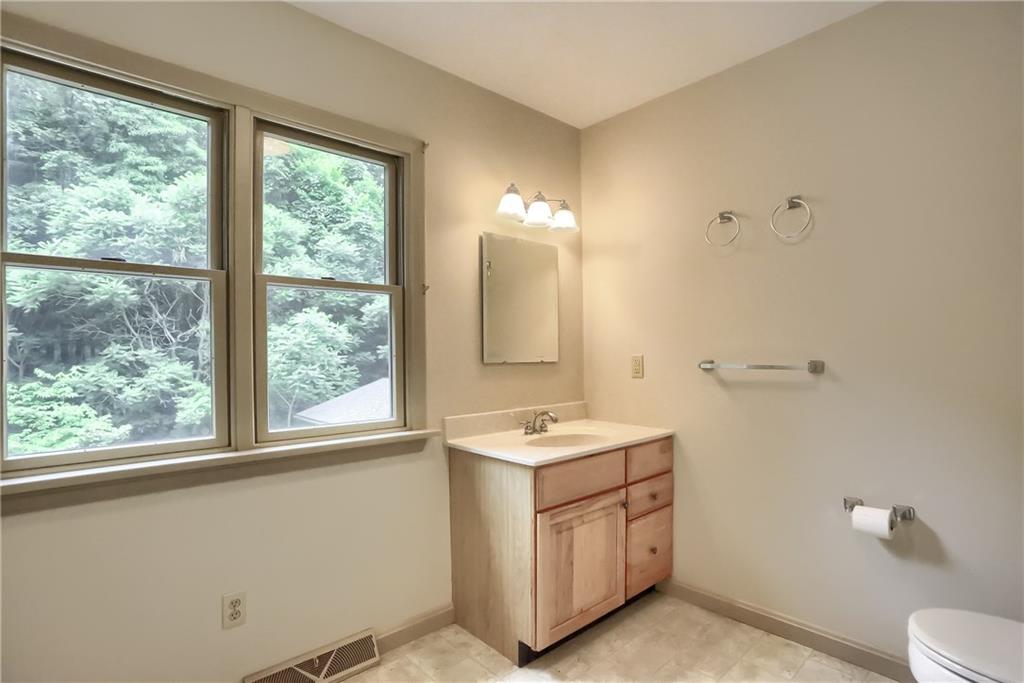 169 North Stone Base Road Mercer, PA 16137 - Photo 13 of 23