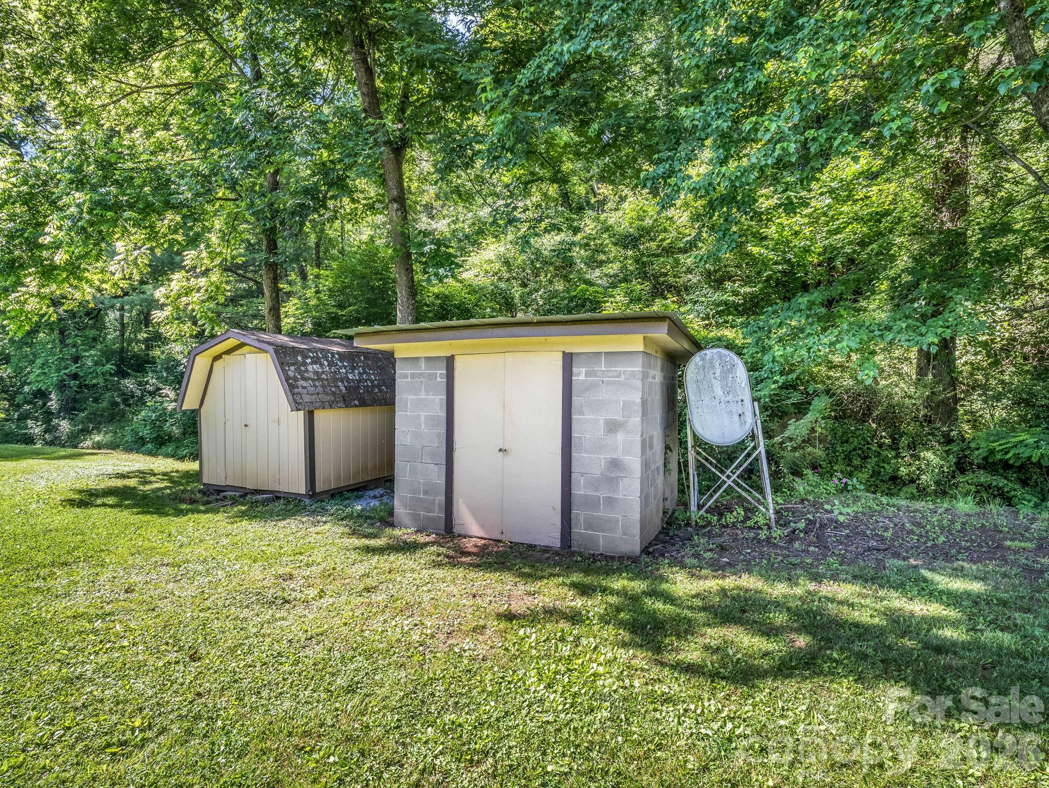8 Don Felmet Road Leicester, NC 28748 - Photo 39 of 44
