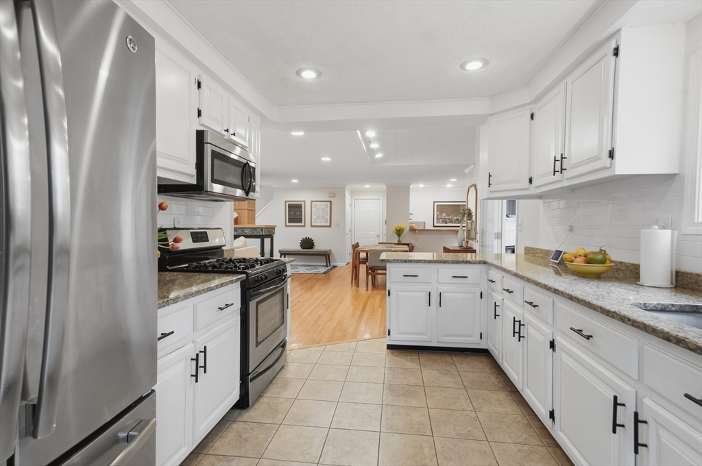 2 North Street Topsfield, MA 01983 - Photo 11 of 42