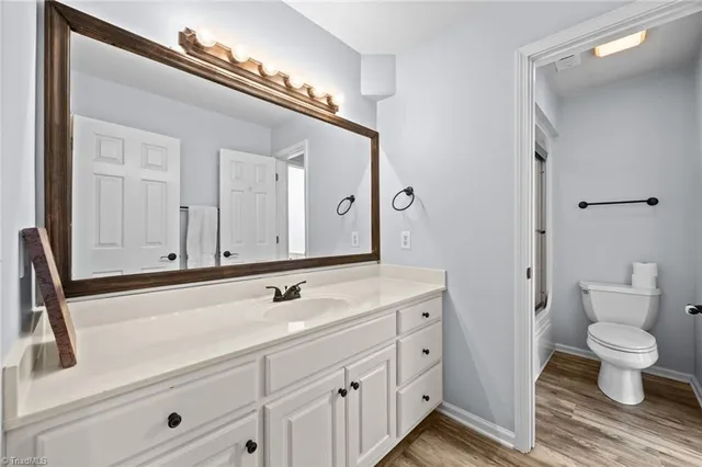 $925,000 | 2604 Northstream Court, Haw River, NC 27258