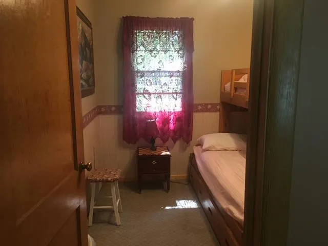 $1,000,000 | 13505 485th Avenue, Parkers Prairie, MN 56361