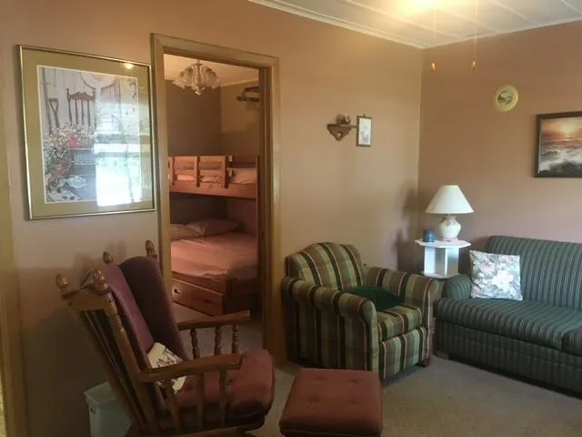 $1,000,000 | 13505 485th Avenue, Parkers Prairie, MN 56361