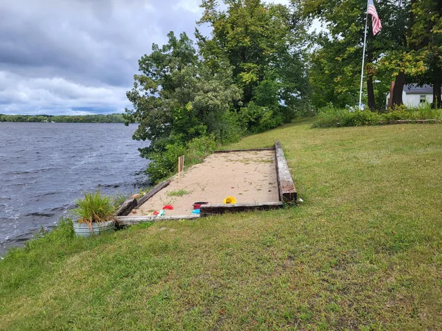 $1,000,000 | 13505 485th Avenue, Parkers Prairie, MN 56361