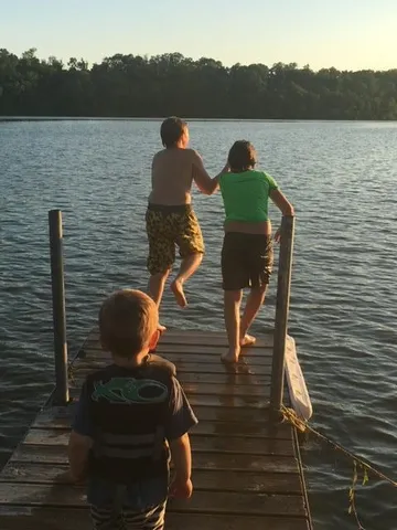 $1,000,000 | 13505 485th Avenue, Parkers Prairie, MN 56361