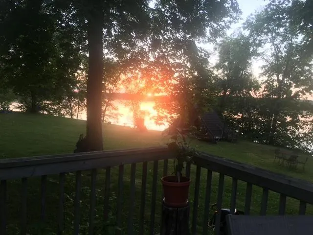 $1,000,000 | 13505 485th Avenue, Parkers Prairie, MN 56361