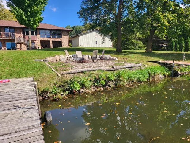 $1,000,000 | 13505 485th Avenue, Parkers Prairie, MN 56361