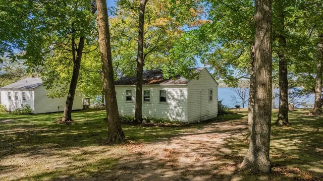 $1,000,000 | 13505 485th Avenue, Parkers Prairie, MN 56361