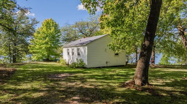 $1,000,000 | 13505 485th Avenue, Parkers Prairie, MN 56361