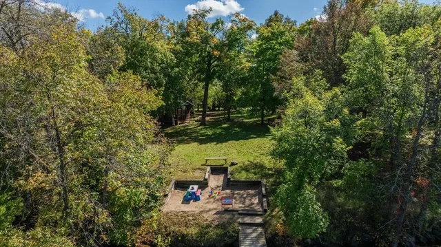 $1,000,000 | 13505 485th Avenue, Parkers Prairie, MN 56361